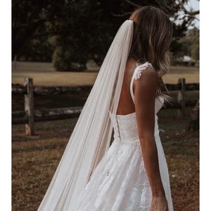 Shimmy Tulle Veil